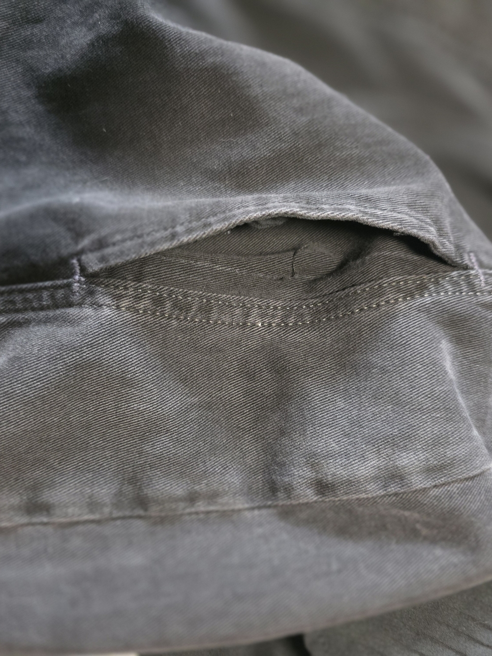 We The Free Charcoal D-Ring Belt Barrel Pants - Picture 6 of 7